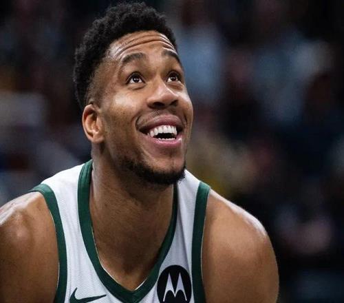 易建联直面,伤病考验,意志如钢,OD体育,OD体育官网,OD体育官方,OD体育下载