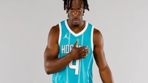 巅峰对决：加拉塔萨雷挑战马竞，谁能笑傲欧冠战场？